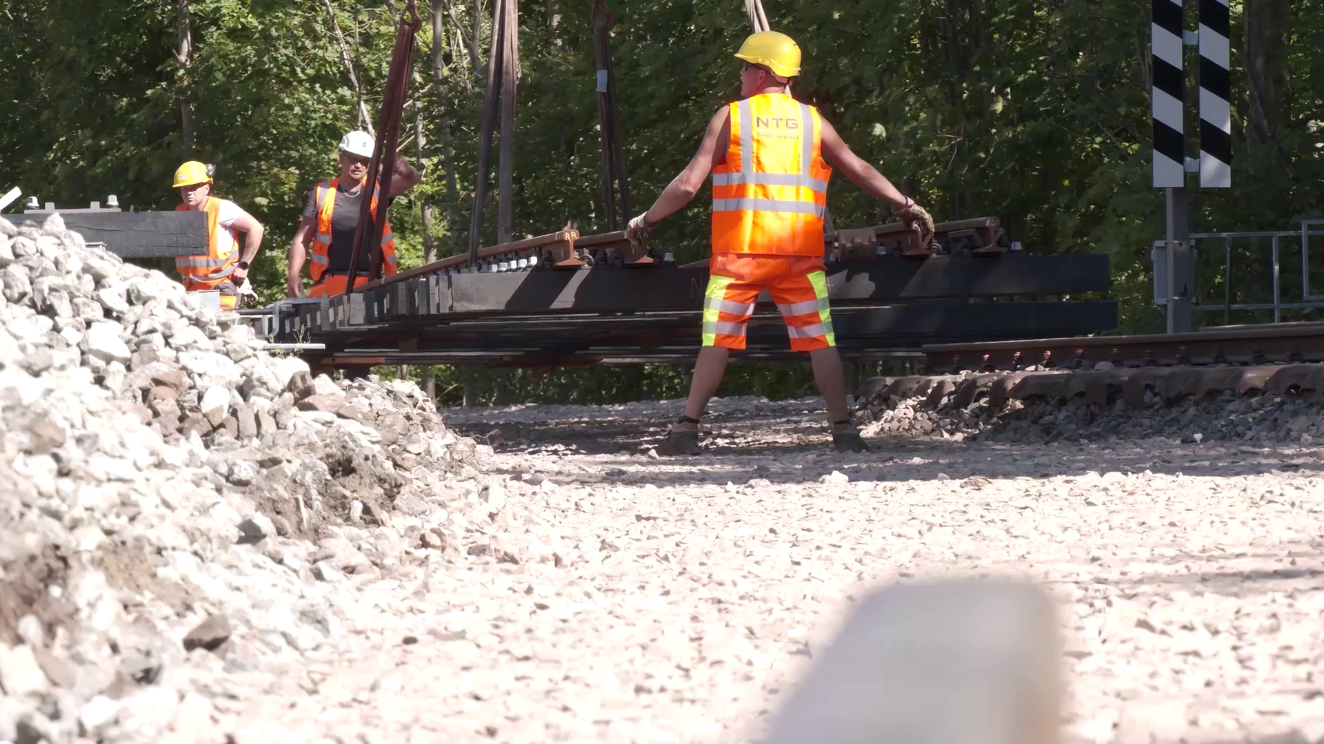 MEgional am 9. September 2020 mit den Arbeiten am Marienberger Bahnhof MEgional am 9. September 2020 mit den Arbeiten am Marienberger Bahnhof