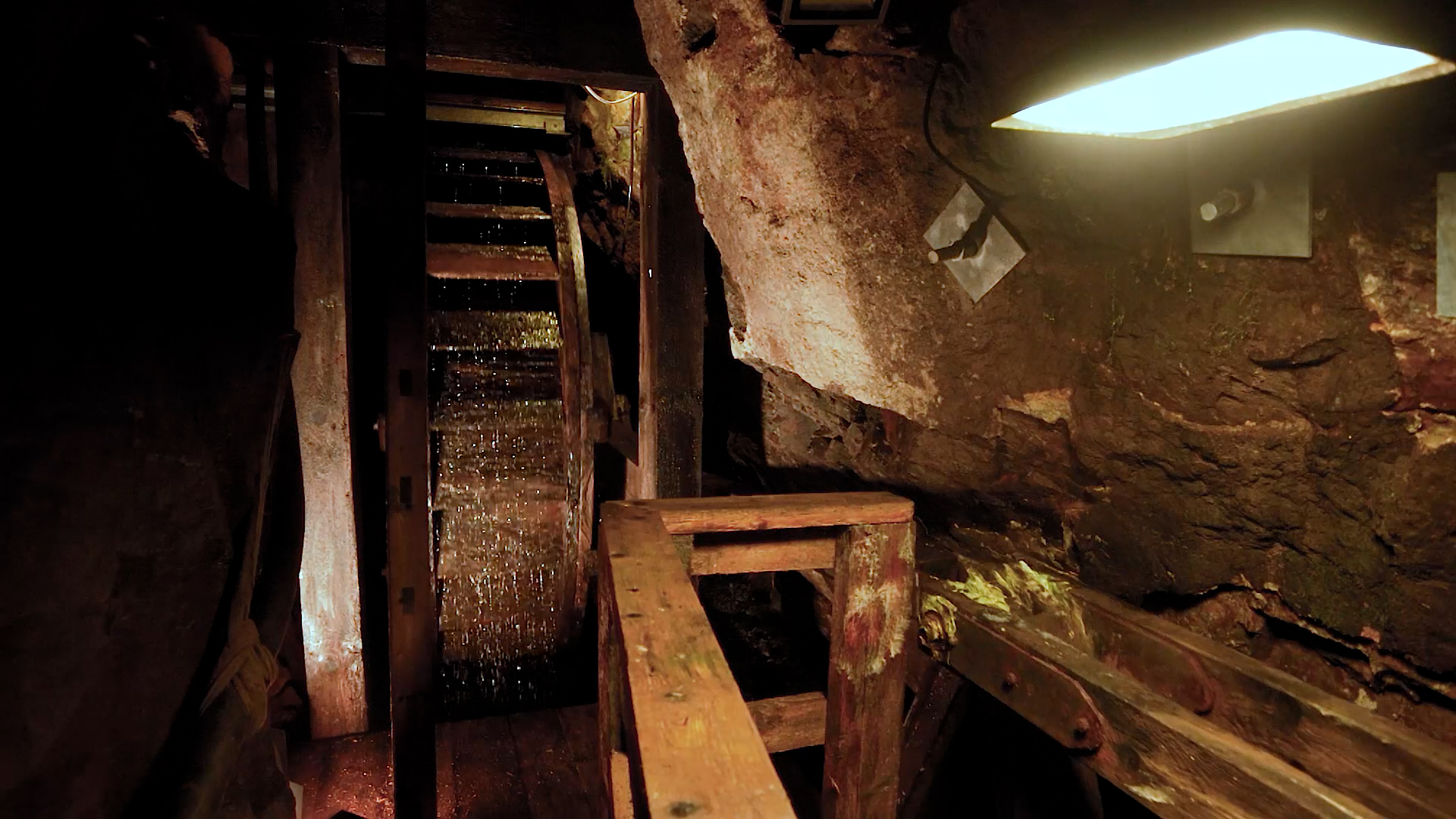 MEgional am 23. September 2020 mit der Sanierung des Wasserrades im Molchner Stolln