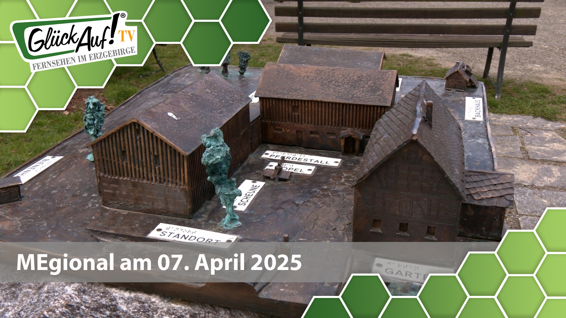 MEgional am 7. April 2025 mit den Winterarbeiten im Dorfmuseum Gahlenz.