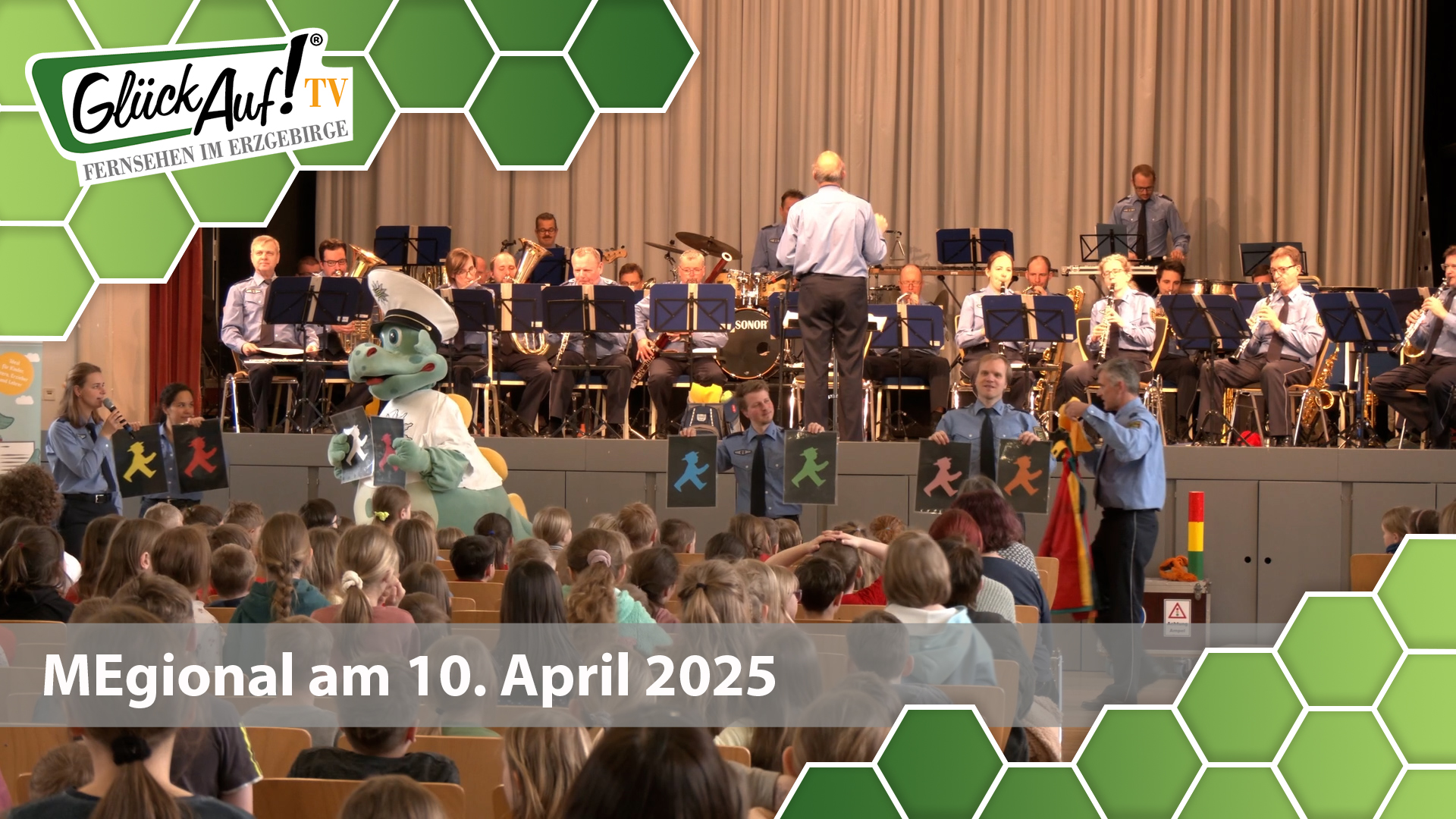 MEgional am 10. April 2025 mit dem Thema: "Kinderkonzert des Polizeichores Sachsen in der Stadthalle Marienberg besucht"